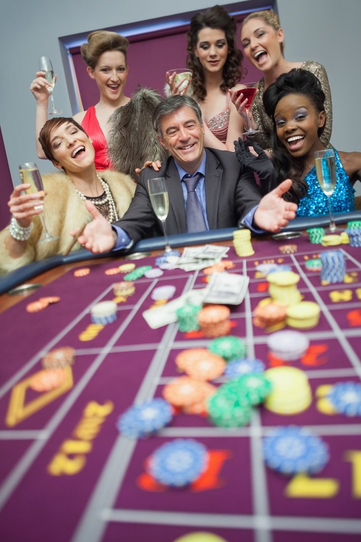 বিপিএল ক্রিকেট টুর্নামেন্টের মাঠের দৃশ্য ও betin65 গাইড